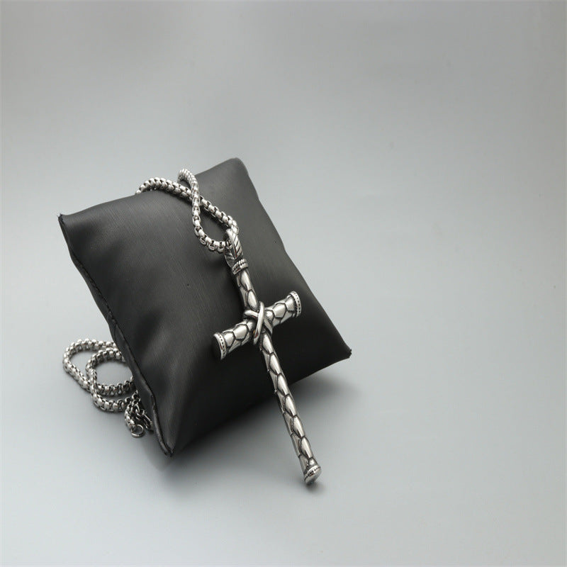 Zarte handwerkliche Halskette