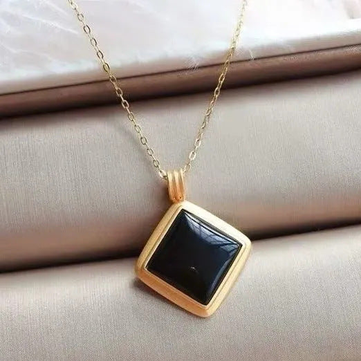 Romantische Gold Halskette für besondere Momente