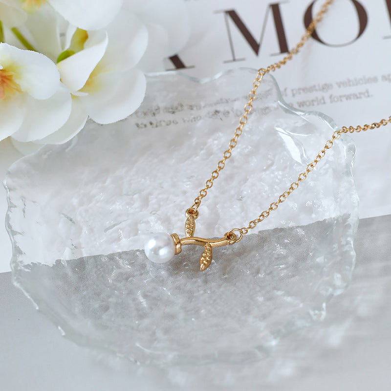 Schöne Perlen Halskette mit einzigartigem Stil