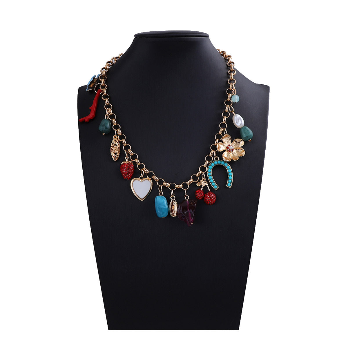 Zarte handwerkliche Halskette