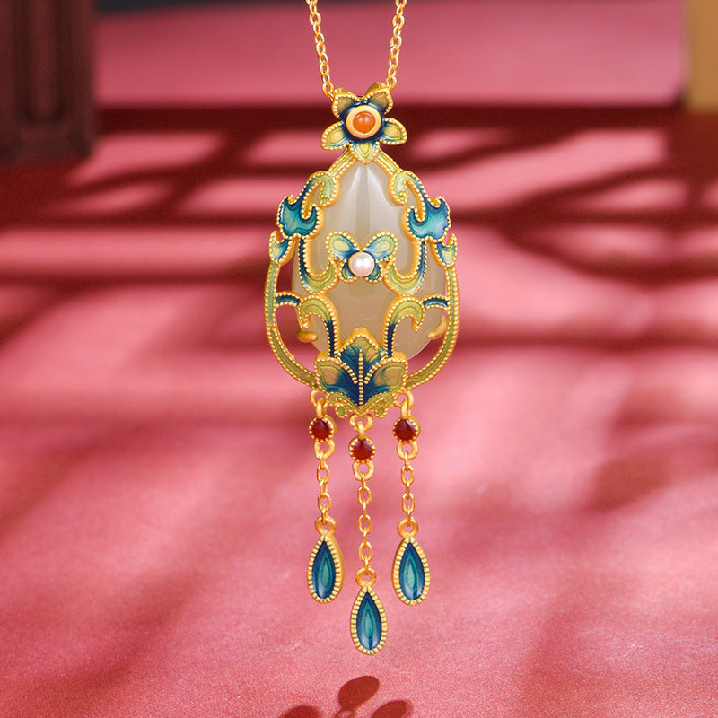 Schöne Silber Halskette mit einzigartigem Stil