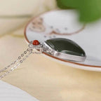 Schöne Gold Halskette mit einzigartigem Stil