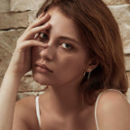 Zarte handwerkliche Gold Ohrring