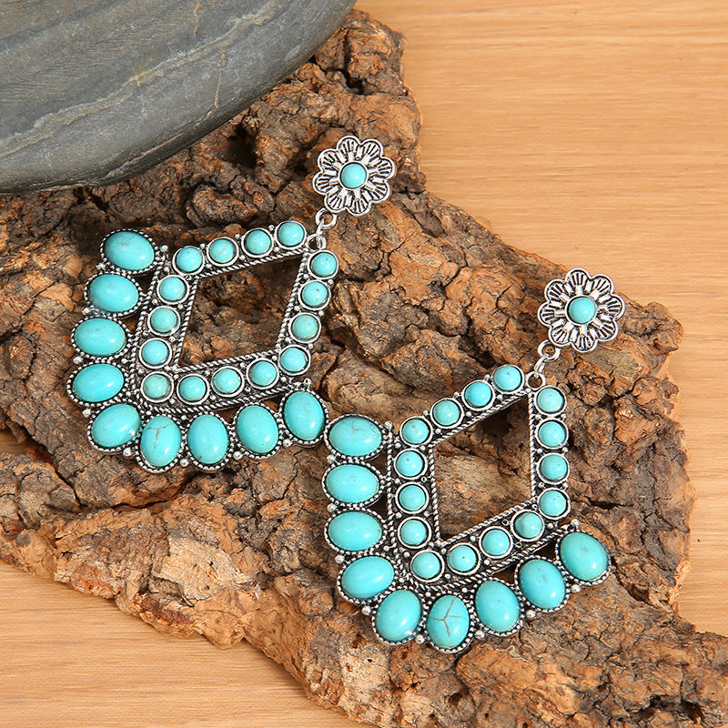 Atemberaubende Ohrring für den Alltag