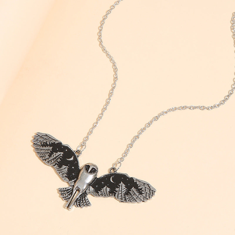 Schöne Halskette mit einzigartigem Stil