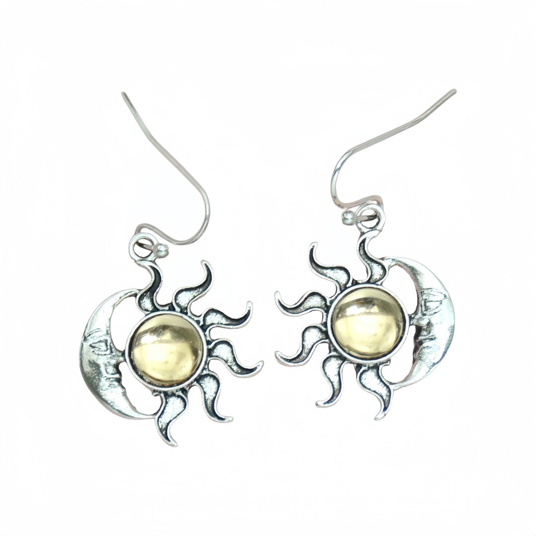 Zarte handwerkliche Ohrring