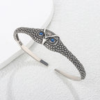 Schöne Armband mit einzigartigem Stil