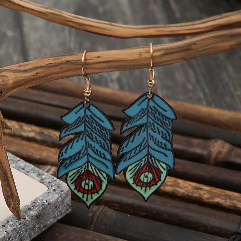 Zarte handwerkliche Ohrring