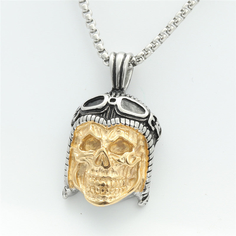 Zarte handwerkliche Halskette