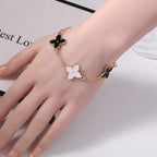 Schöne Halskette mit einzigartigem Stil