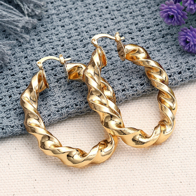 Atemberaubende Ohrring für den Alltag