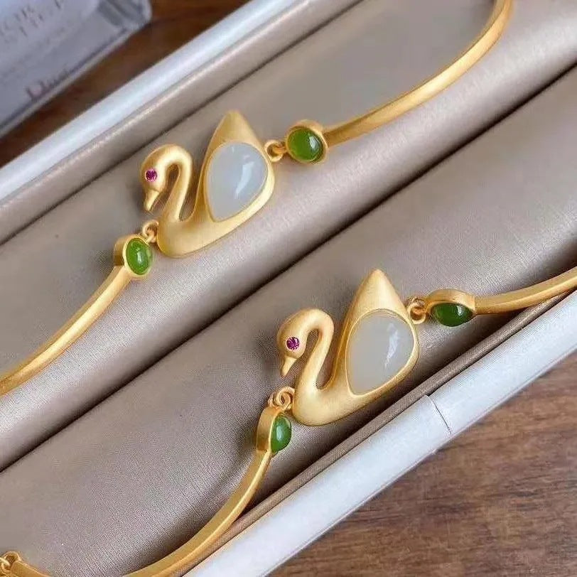 Schöne Silber Armband mit einzigartigem Stil