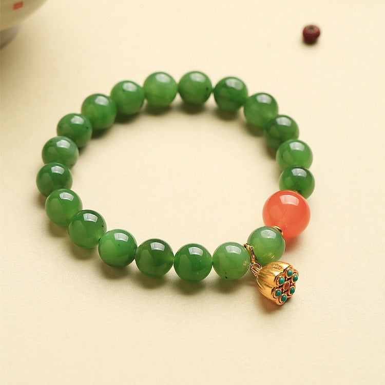 Schöne Armband mit einzigartigem Stil