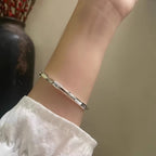 Schöne Armband mit einzigartigem Stil