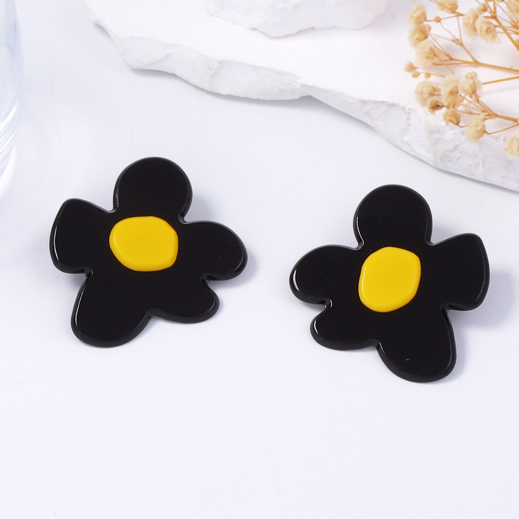 Atemberaubende Ohrring für den Alltag