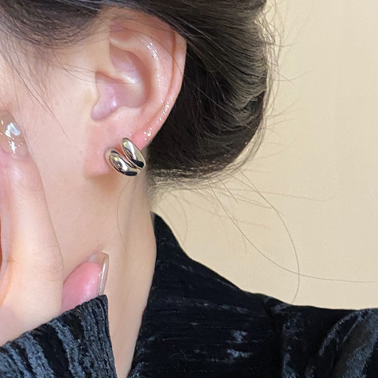 Atemberaubende Ohrring für den Alltag