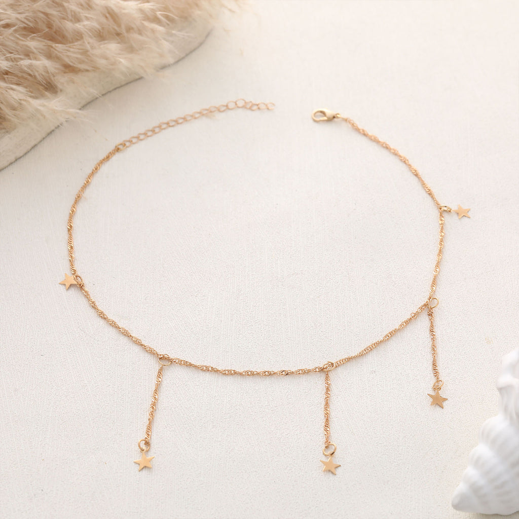 Schöne Halskette mit einzigartigem Stil