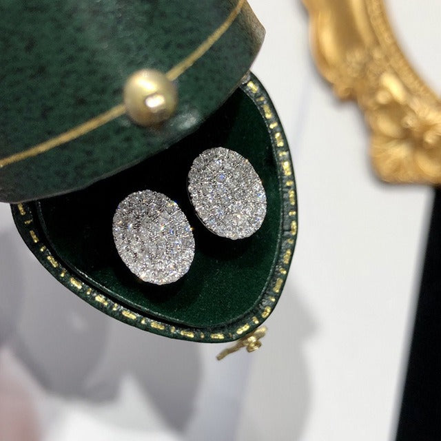 Atemberaubende Ohrring für den Alltag