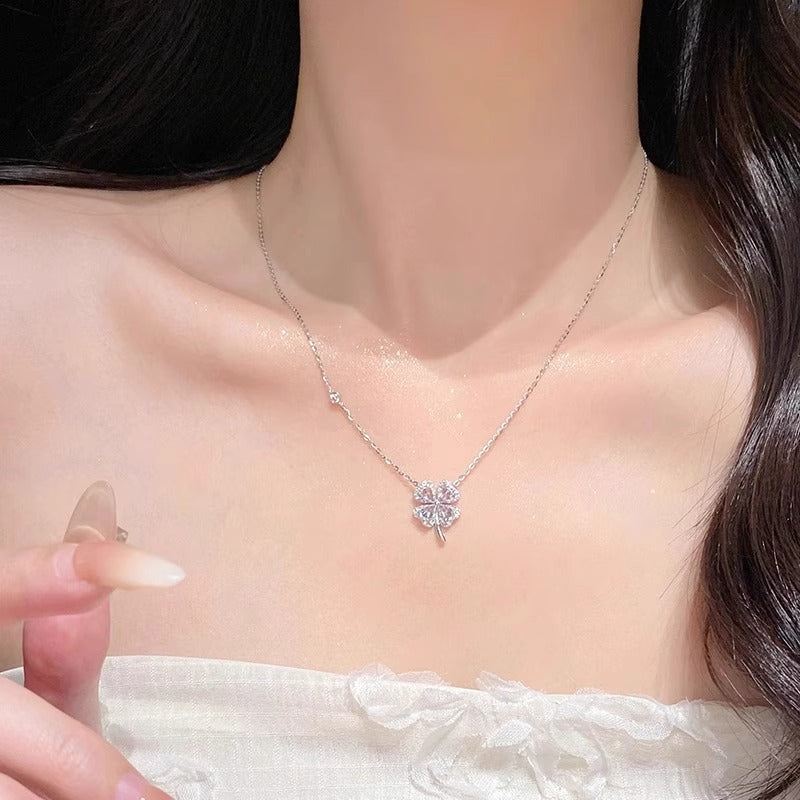 Klassische Halskette mit zeitloser Eleganz