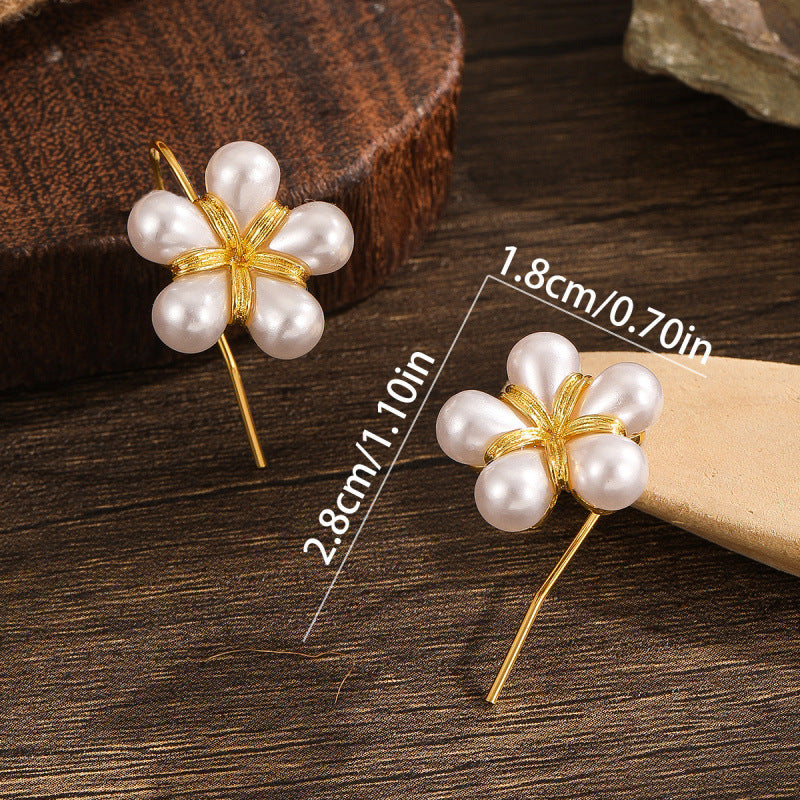 Atemberaubende Ohrring für den Alltag