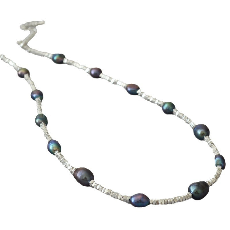 Schöne Silber Halskette mit einzigartigem Stil