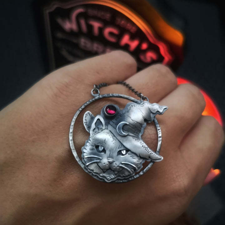 Zarte handwerkliche Halskette