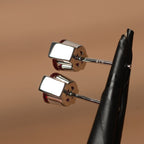 Atemberaubende Ohrring für den Alltag