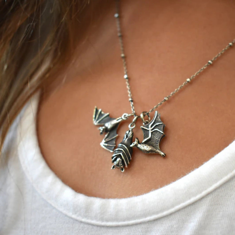 Zarte handwerkliche Halskette