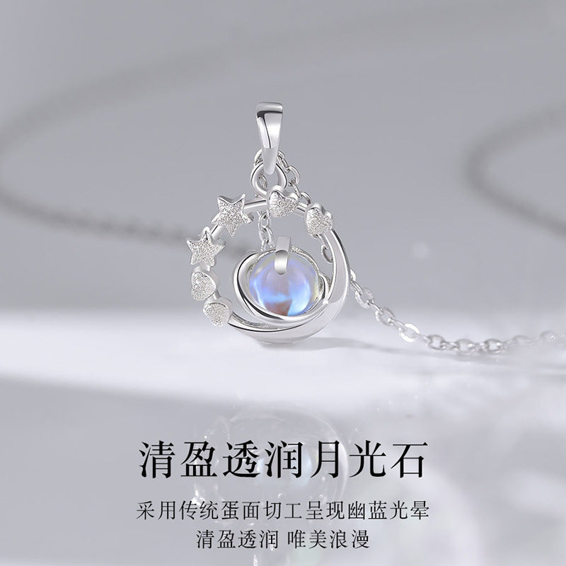 Zarte handwerkliche Halskette