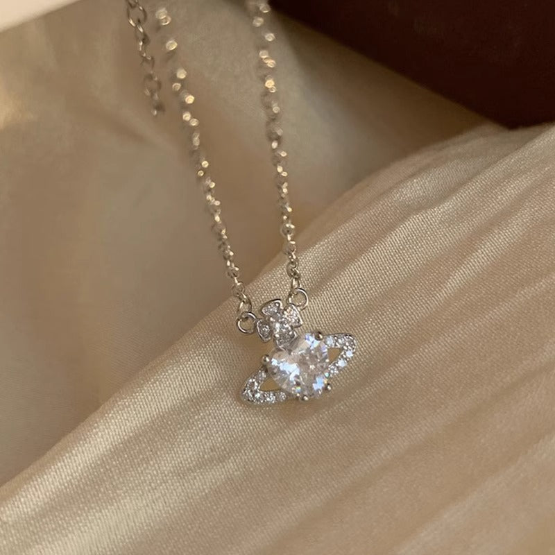 Klassische Halskette mit zeitloser Eleganz