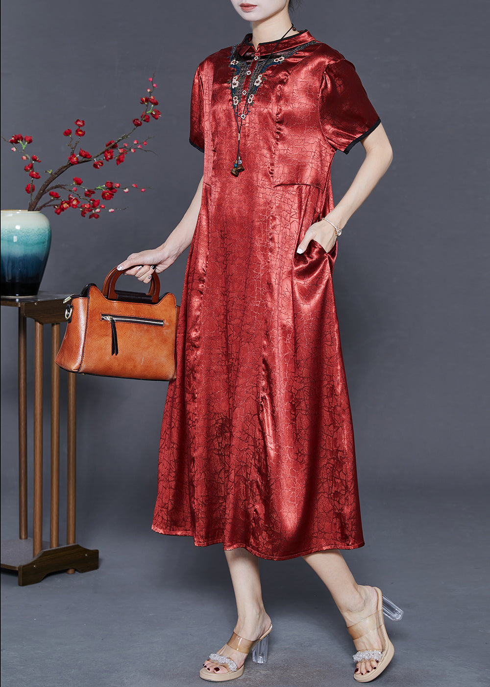 Red Mandarin Collar Embroidered Silk Dresses Summer