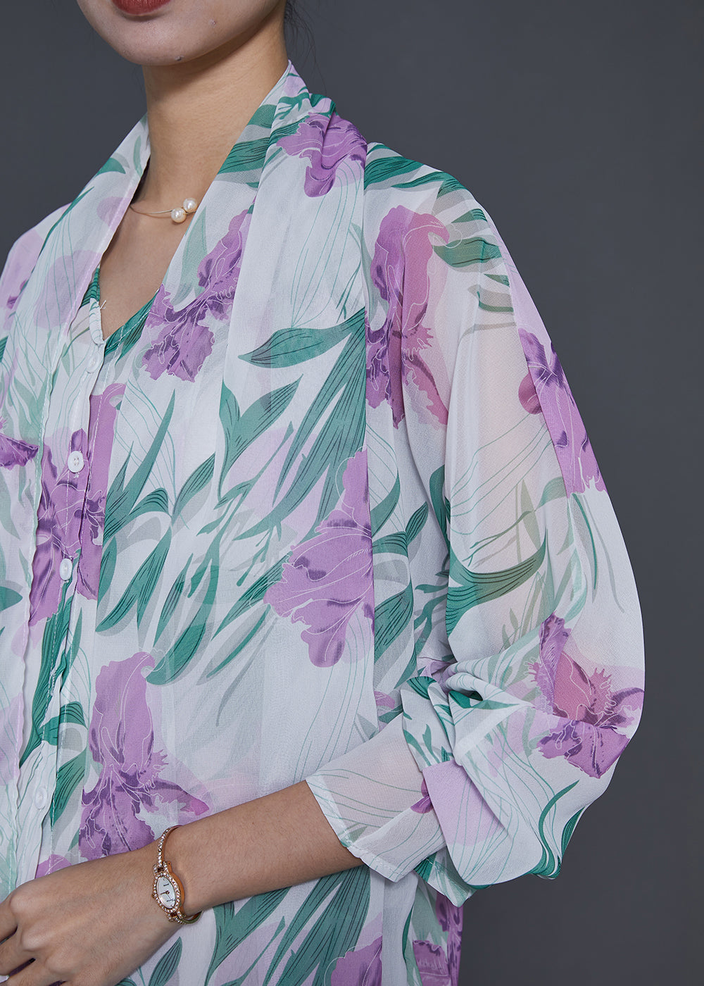 White Tulip Print Chiffon Fake Two Piece Shirt Spring