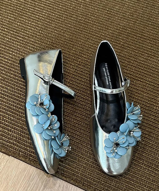 Silver Sheepskin Flat Shoes Splicing Buckle Strap