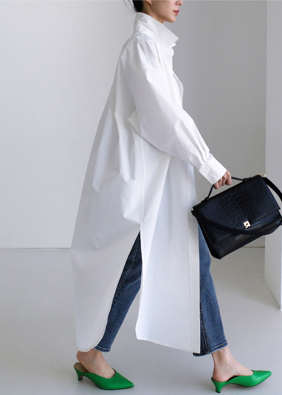 White Peter Pan Collar Asymmetrical Cotton Shirts Long Sleeve