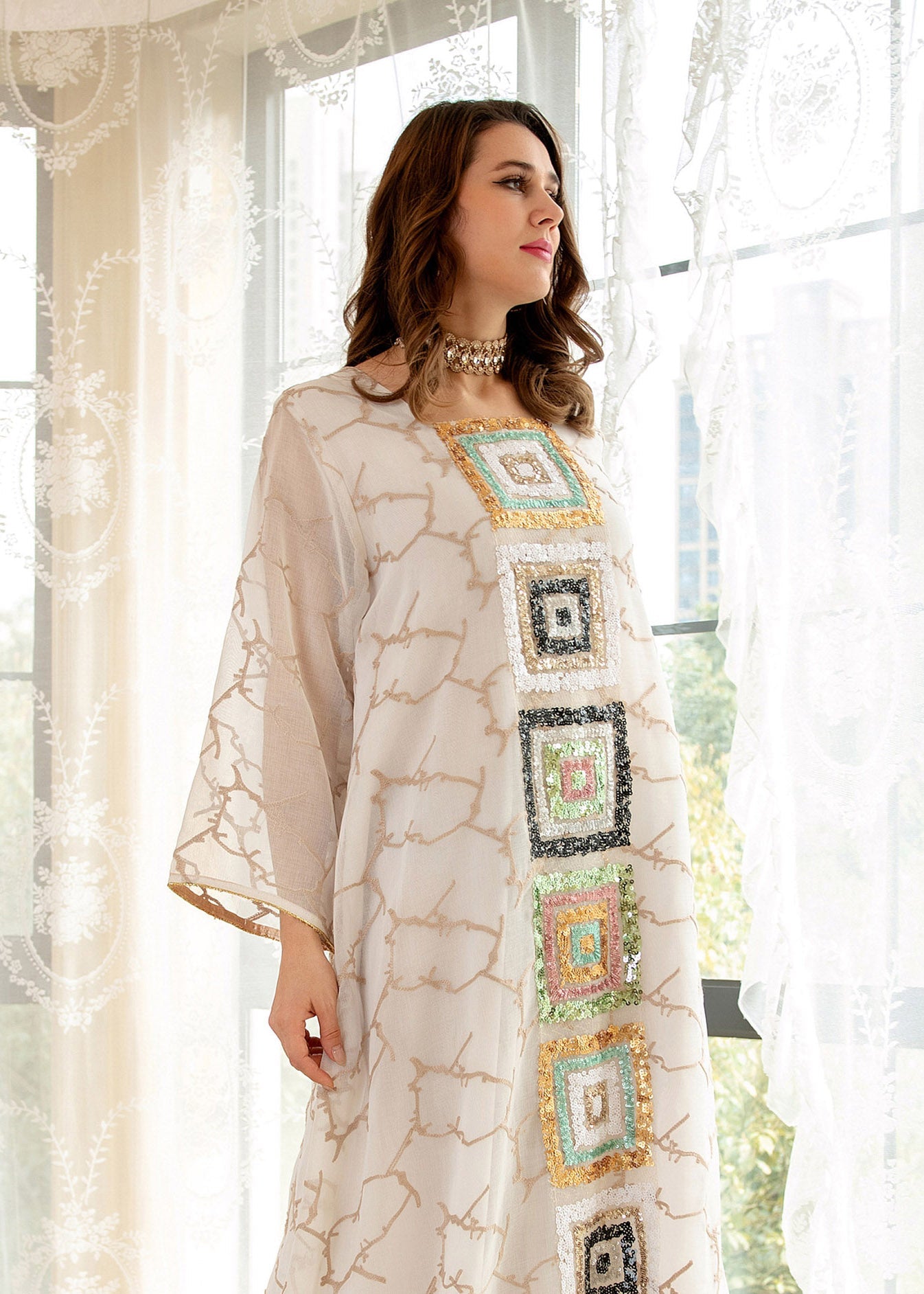 Brief White O-neck Embroideried Tulle Maxi Dress Long Sleeve
