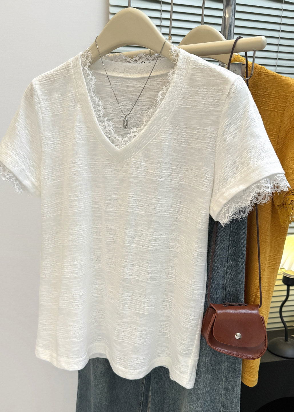 White V Neck Top Short Sleeve