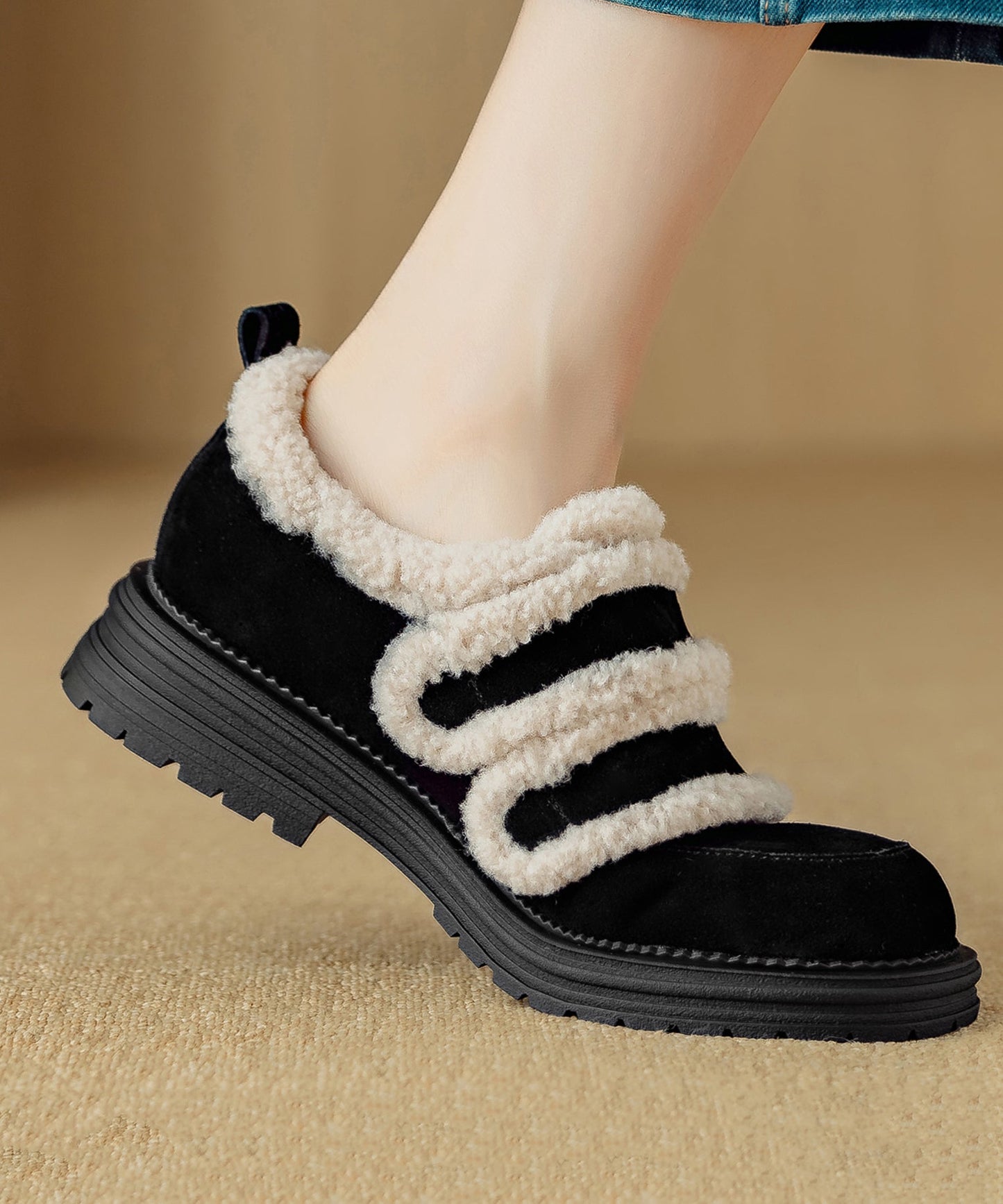 Brown Fuzzy Wool Lined Splicing Suede Platform Flats