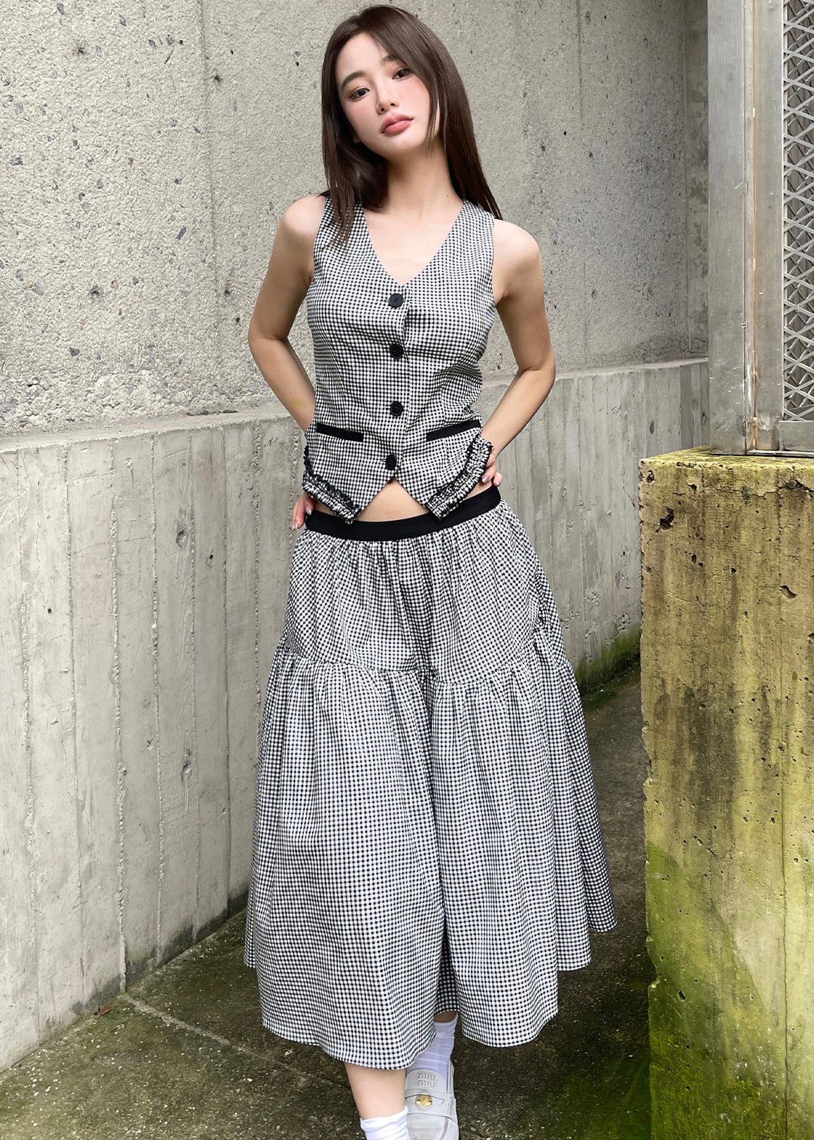 Natural Black White Plaid V Neck Patchwork Waistcoat and Maxi Skirts Two Pieces Set Summer