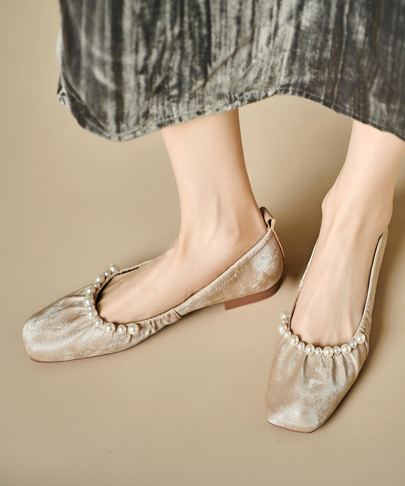 Green Nail Bead Wrinkled Penny Loafers