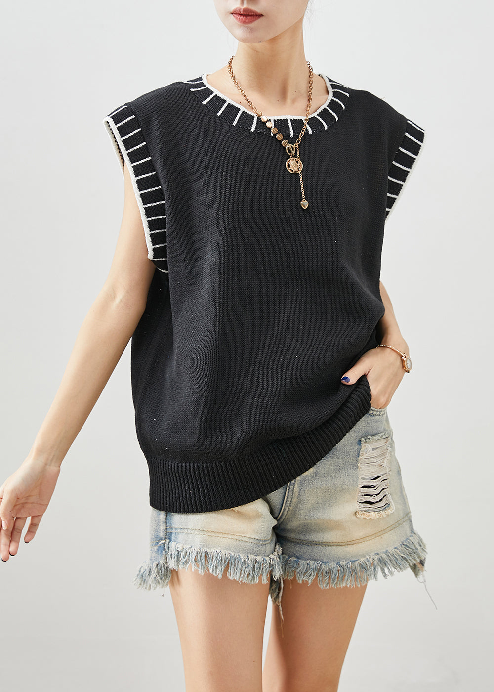 Black O-neck Striped Knit Vests Fall