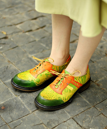 Style Retro Colorblock Embossed Lace Up Single Shoe