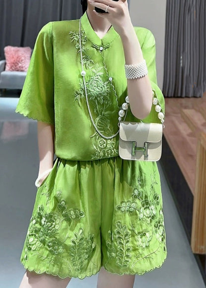 Chinese Style Green Stand Collar Embroidered Shirts and Shorts Two Piece Set Short Sleeve