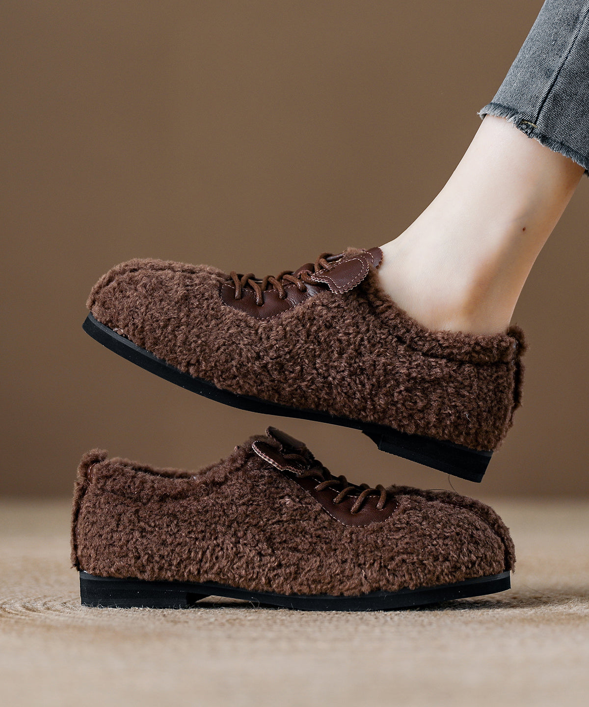 Lace Up Splicing Flat Feet Shoes Beige Fuzzy Fur