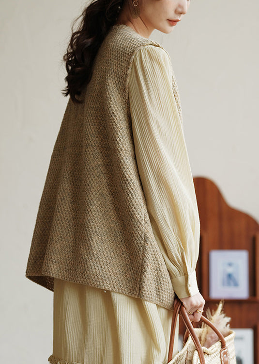 Khaki Embroideried Button Patchwork Knit Waistcoat Sleeveless