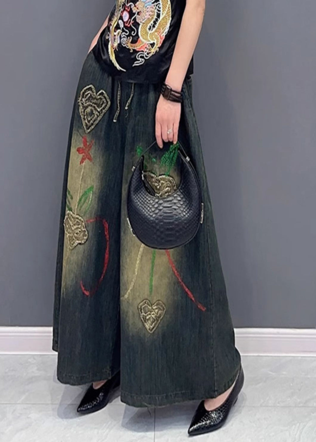 Embroidered Elastic Waist Wide Leg Jeans