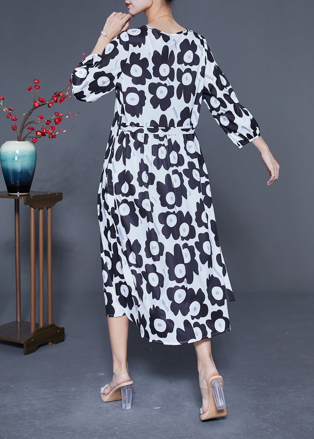 Unique Black O-neck Sunflower Print Silk Dresses Bracelet Sleeve