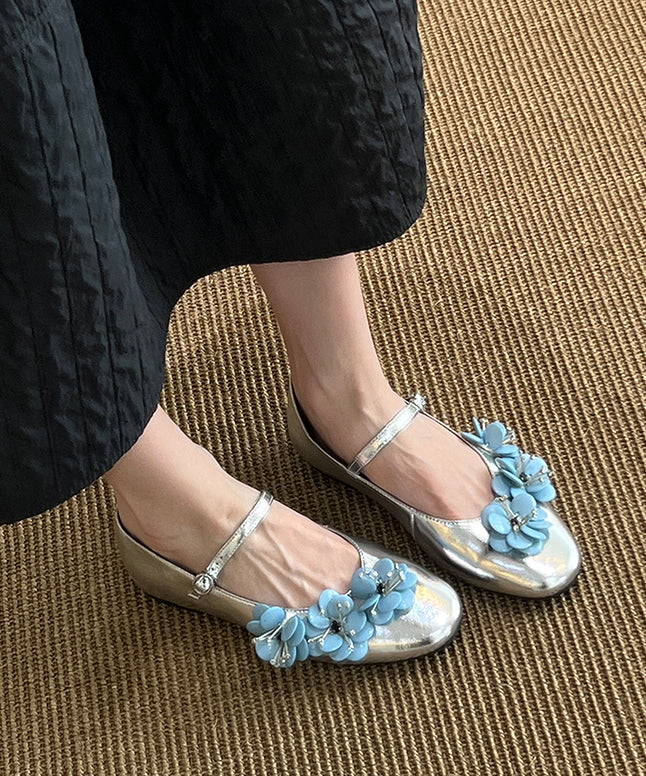Silver Sheepskin Flat Shoes Splicing Buckle Strap