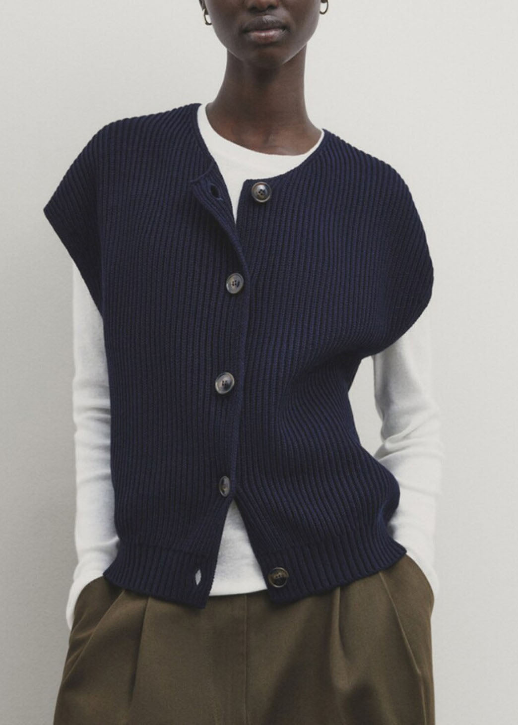 Boutique Navy O-neck Button Cotton Knit Waistcoat Short Sleeveless