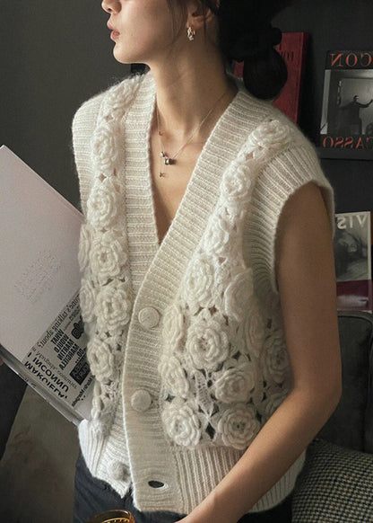 Italian White V Neck Woolen Vest Tops Sleeveless