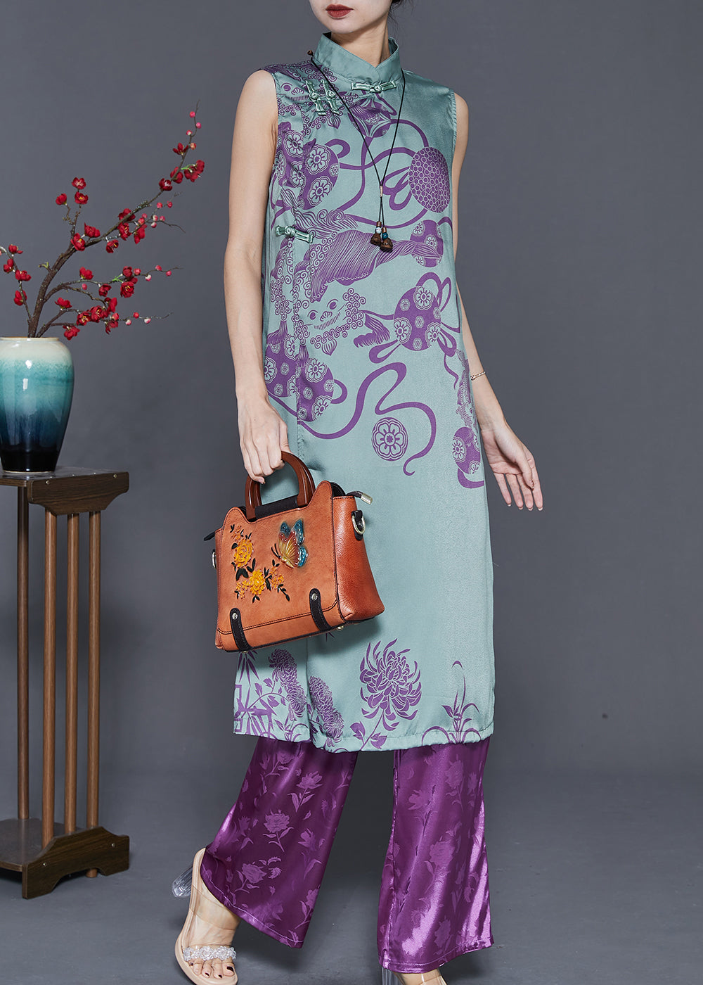 Green Mandarin Collar Oriental Silk Two Pieces Set Sleeveless